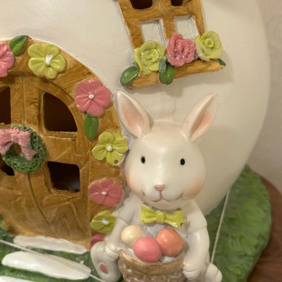 Cupcakes and Cashmere Easter Mushroom House with Bunny Light Up - Picture 3 of 5